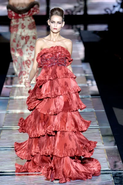 Look 37